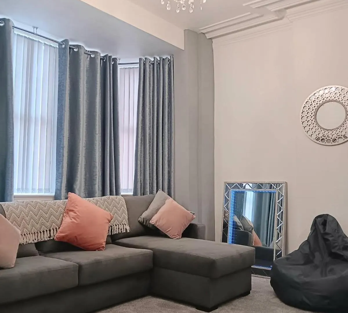 Luxury Town House Villa Blackpool